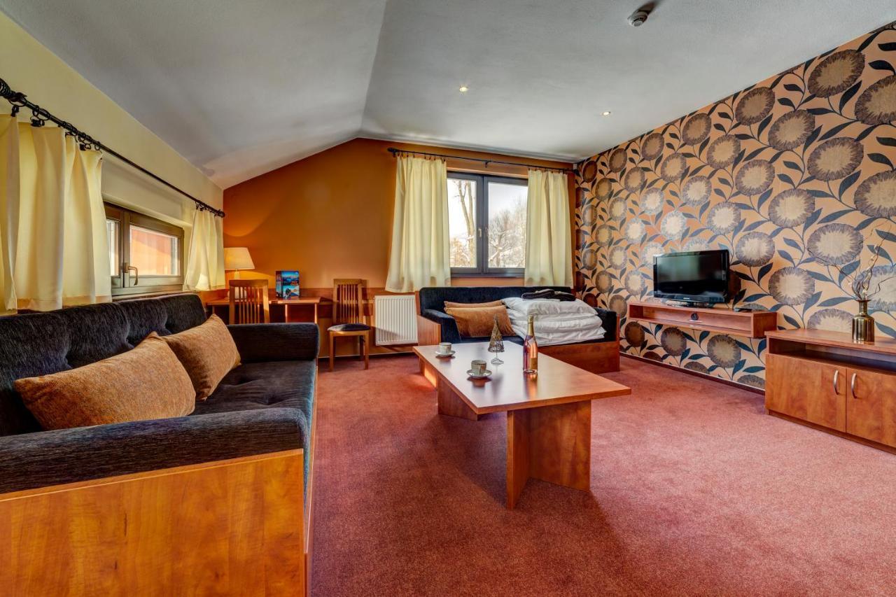 Apartmanovy Dom Slniecko Ziar Exterior photo