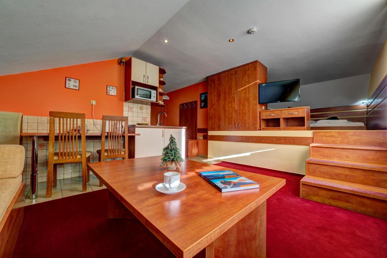 Apartmanovy Dom Slniecko Ziar Exterior photo