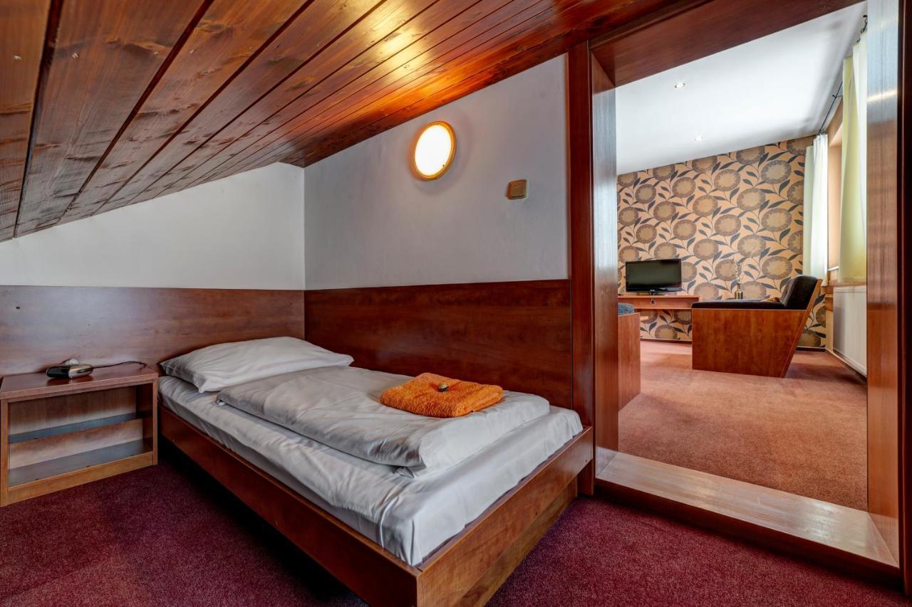 Apartmanovy Dom Slniecko Ziar Exterior photo