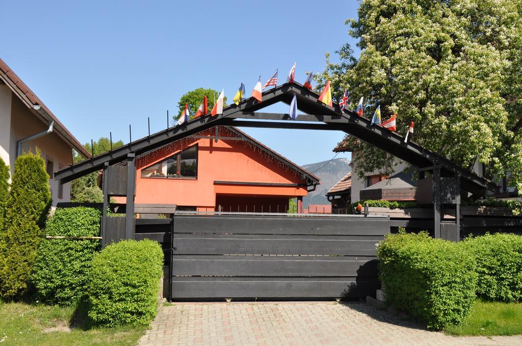 Apartmanovy Dom Slniecko Ziar Exterior photo